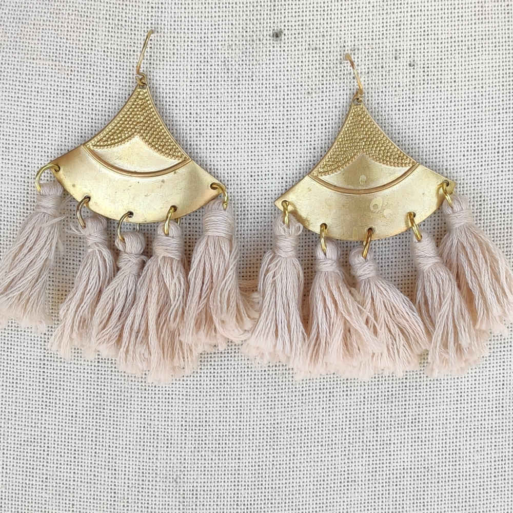 5 For $50🔥 Gold Tone and Cream Tassel Boho Drop Earrings